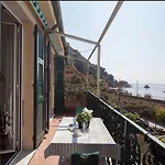 Orizzonte Sul Mare Apartment *